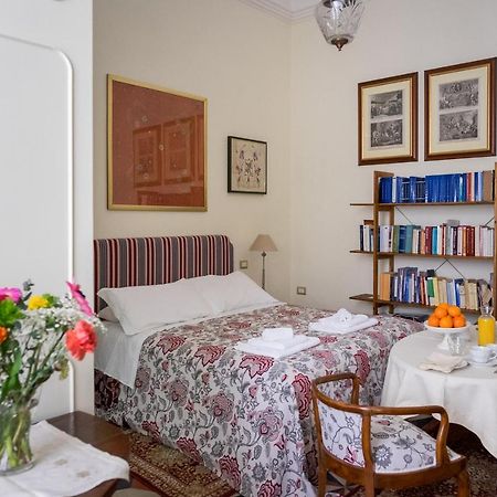 Palazzo Bernardini Suites Лечче Экстерьер фото