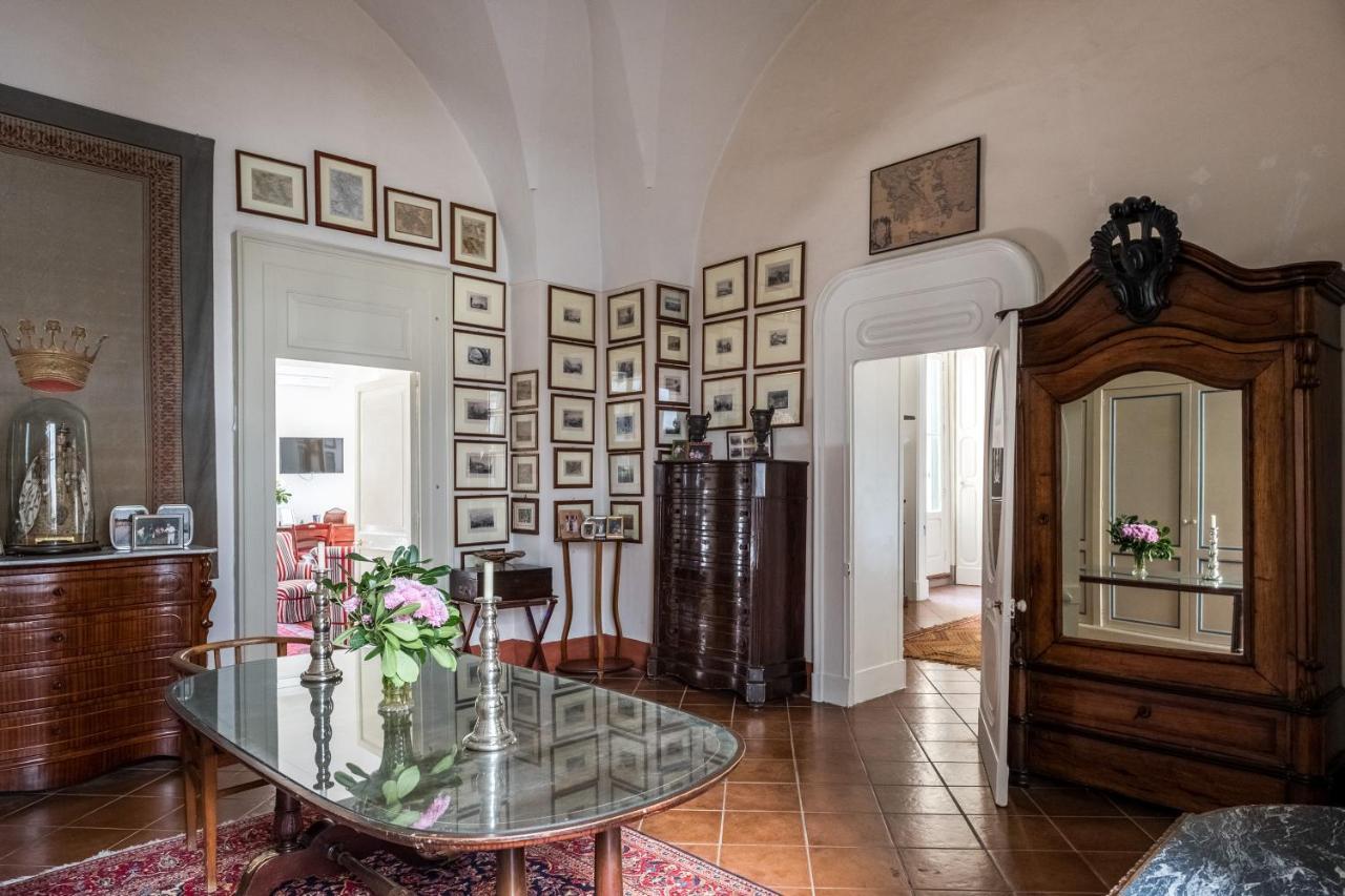 Palazzo Bernardini Suites Лечче Экстерьер фото