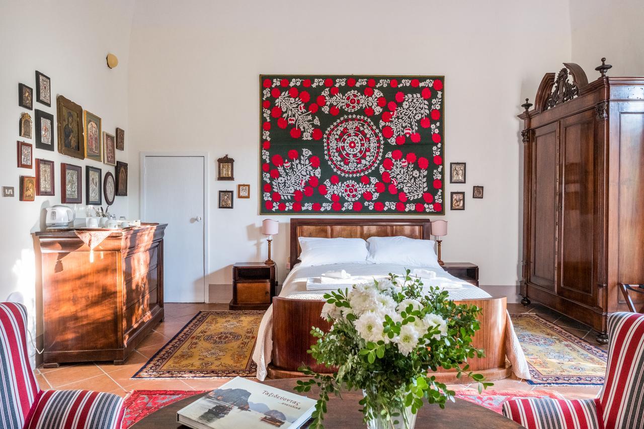 Palazzo Bernardini Suites Лечче Экстерьер фото